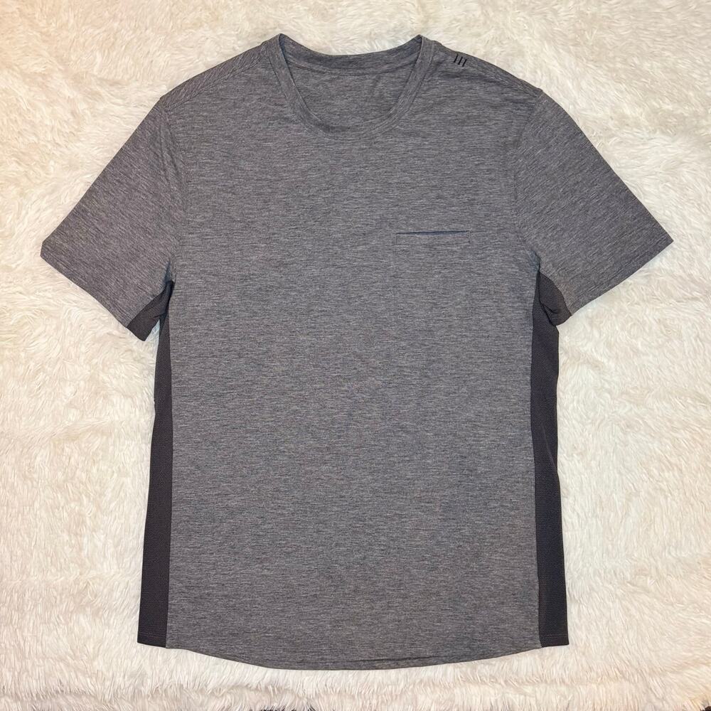 Lululemon Evolution Side Vent Shirt - Men’s Large‎ - Gray